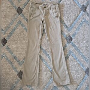 American Eagle Outfitters Super Stretch Artist Low Rise Chino Pants, Size 2